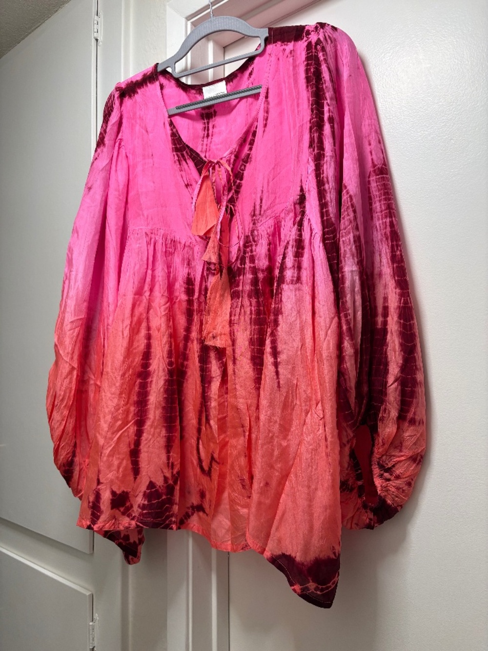 Anna Kosturova Silk Tie-Dye Billowy Sleeve Top - size large